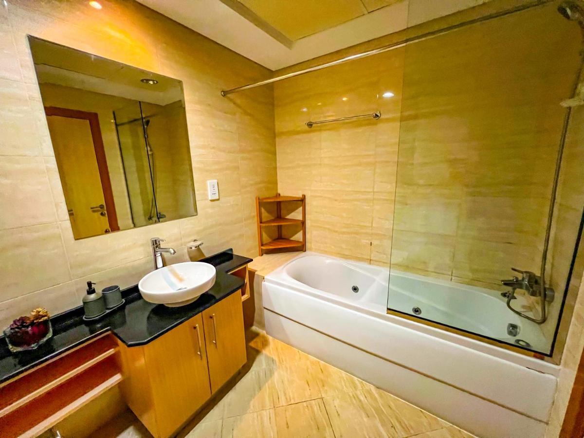 Exquisite, Luxe 1Bd Apartment, Unparalleled Sea Views, Prime Dubai Marina Location & Full Kitchen By "La Buena Vida Holiday Homes Exterior foto